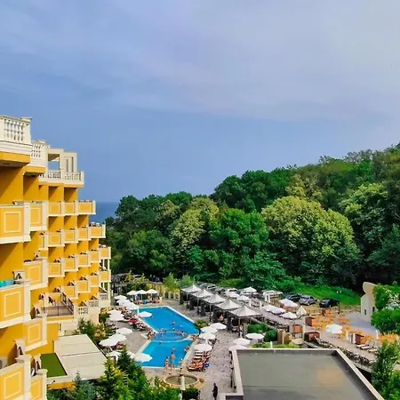 Πανσιόν Marina Sands Bijou Boutique - Amazing Views Obzor